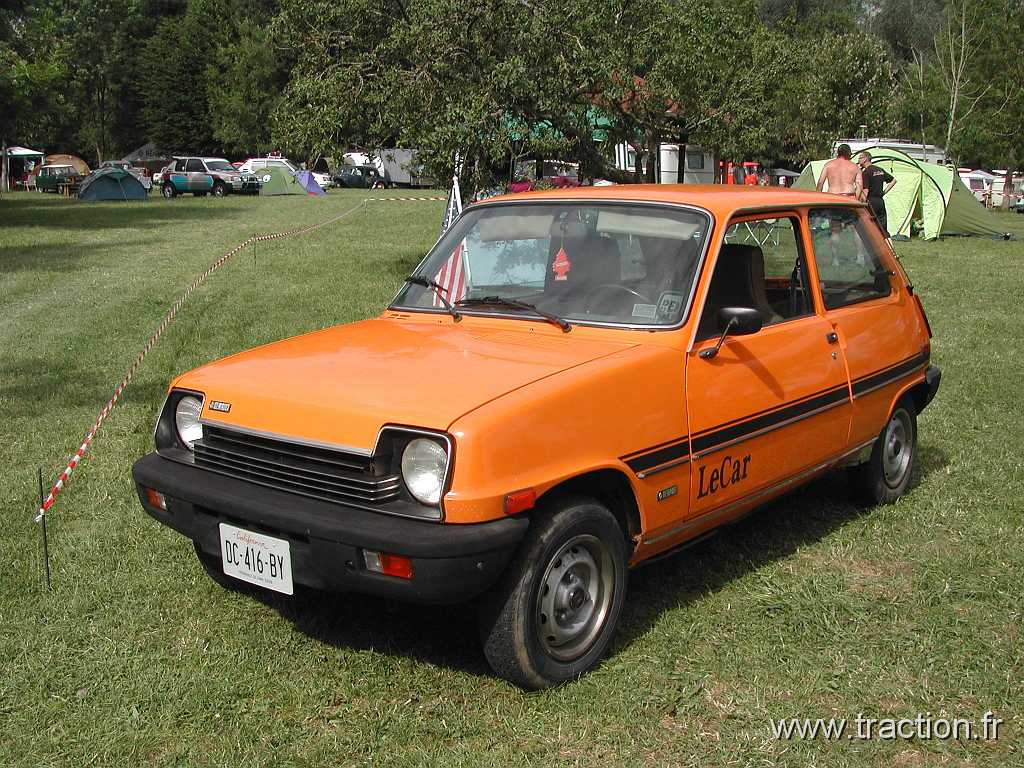 2014_Madine (30).JPG - 29ème Retro Meus'Auto au Lac de Madine, Renault 5 Le Car